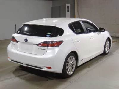 Lexus CT200h