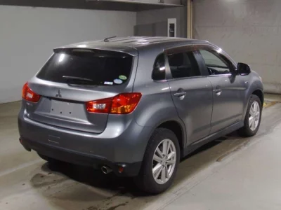Mitsubishi RVR