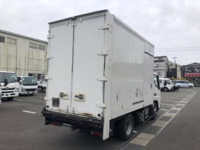Mitsubishi Fuso Canter