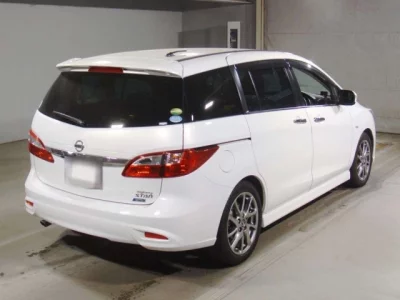Nissan Lafesta