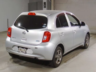 Nissan March