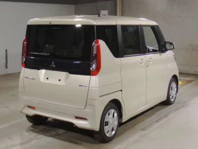 Mitsubishi eK X Space