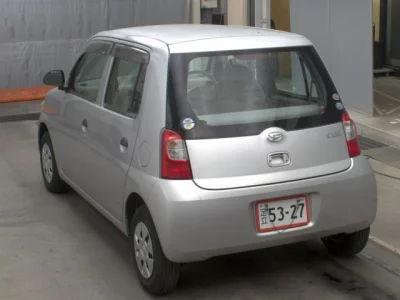 Daihatsu Esse