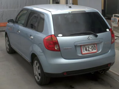 Mazda Verisa
