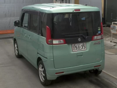 Suzuki Spacia