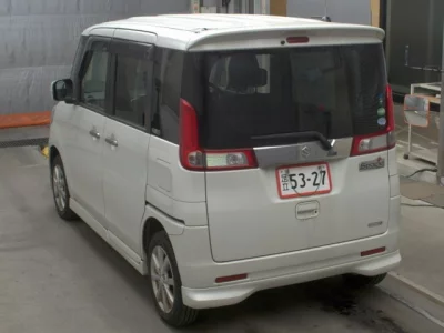Suzuki Spacia