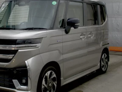 Suzuki Spacia