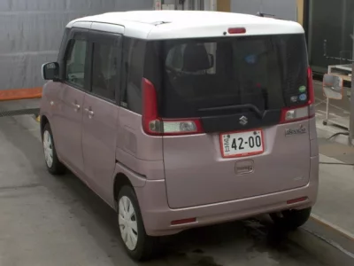 Suzuki Spacia