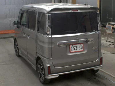 Suzuki Spacia
