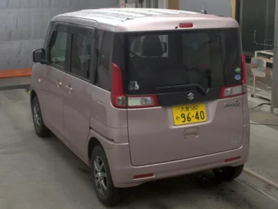Suzuki Spacia