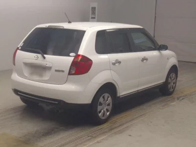 Mazda Verisa