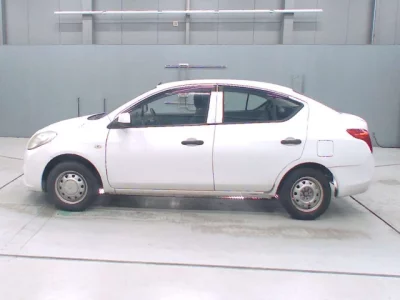 Nissan Latio