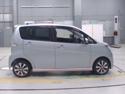 Mitsubishi ek Custom