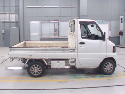Nissan CLIPPER TRUCK