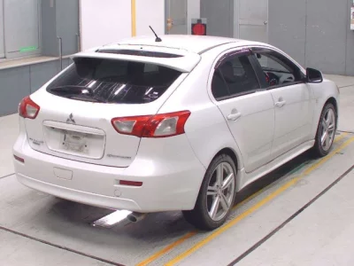 Mitsubishi Galant Fortis