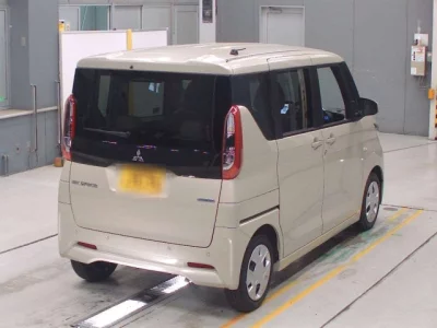 Mitsubishi eK X Space