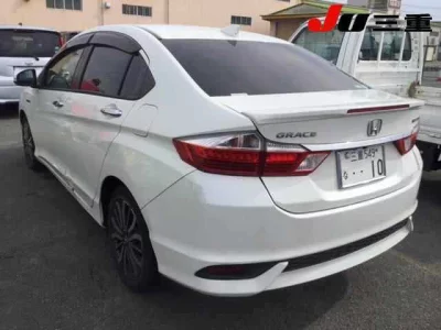 Honda GRACE