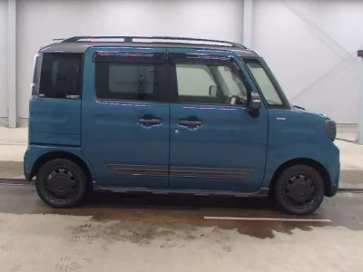 Suzuki Spacia Gear