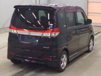 Suzuki Solio