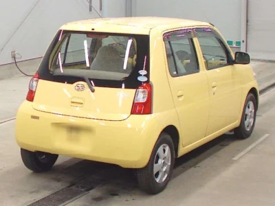 Daihatsu Esse
