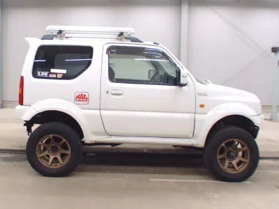 Suzuki Jimny Sierra