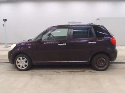 Mazda Verisa