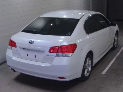 Subaru LEGACY B4
