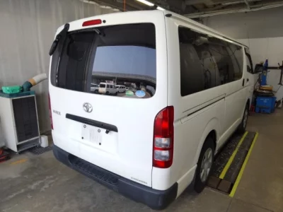 Toyota HiAce Van