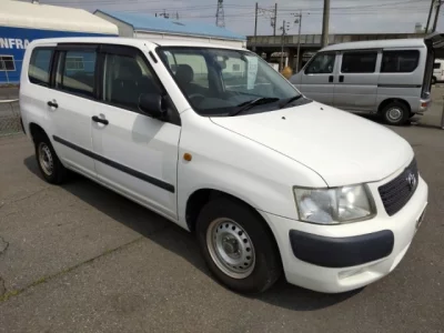 Toyota SUCCEED