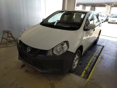 Nissan AD
