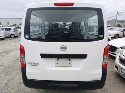 Nissan Caravan