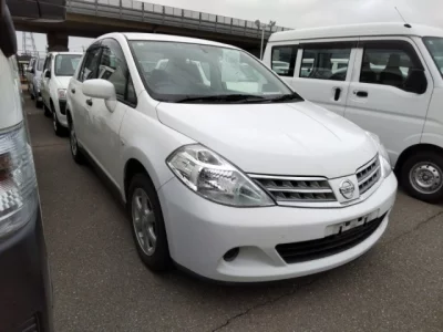 Nissan Tiida Latio