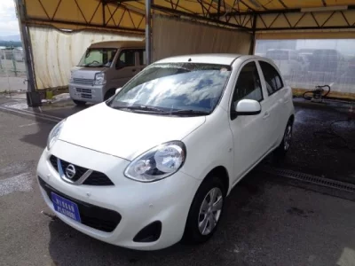 Nissan March