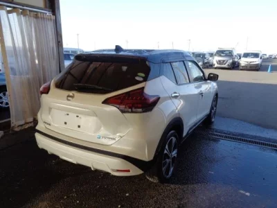 Nissan KICKS