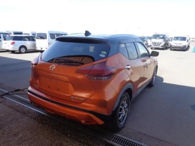 Nissan KICKS