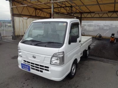 Nissan NT100 Clipper