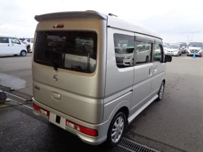 Nissan NV100 Clipper Rio