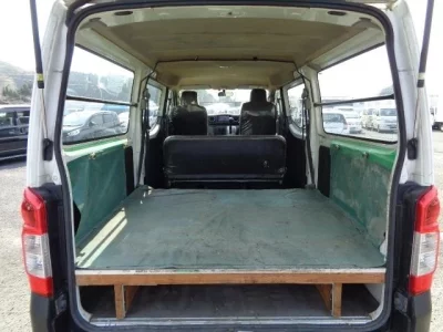 Nissan CARAVAN