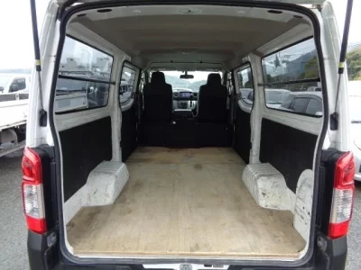 Nissan Caravan