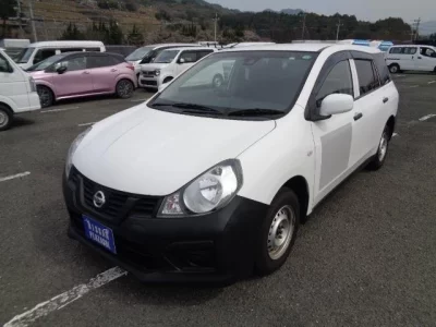 Nissan AD