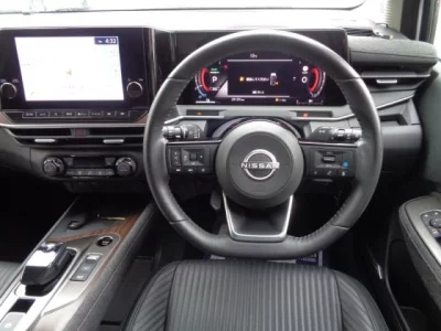 Nissan Aura