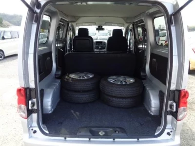 Nissan NV200