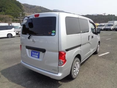 Nissan NV200
