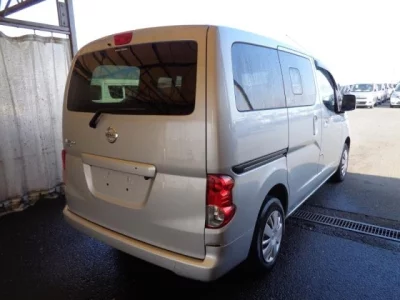 Nissan NV200
