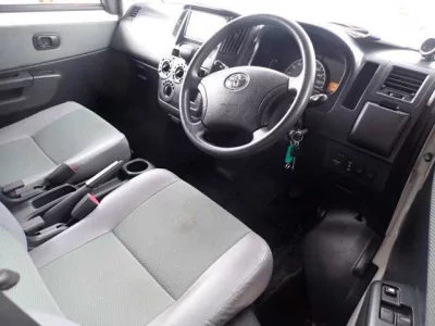 Toyota LiteAce Van