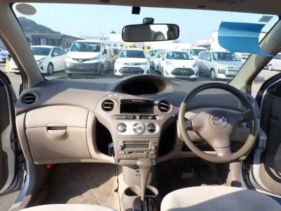 Toyota PLATZ
