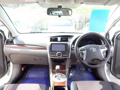 Toyota Premio