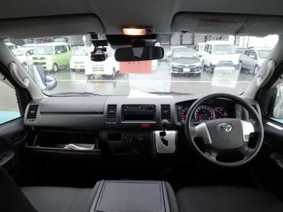 Toyota RegiusAce