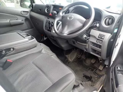 Nissan Caravan