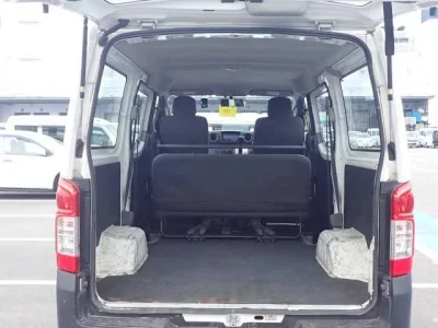 Nissan Caravan